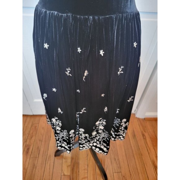 Black Velvet Embroidered  Midi Skirt Dress Barn M Party Glam Whimsygoth Cottage - Picture 3 of 7